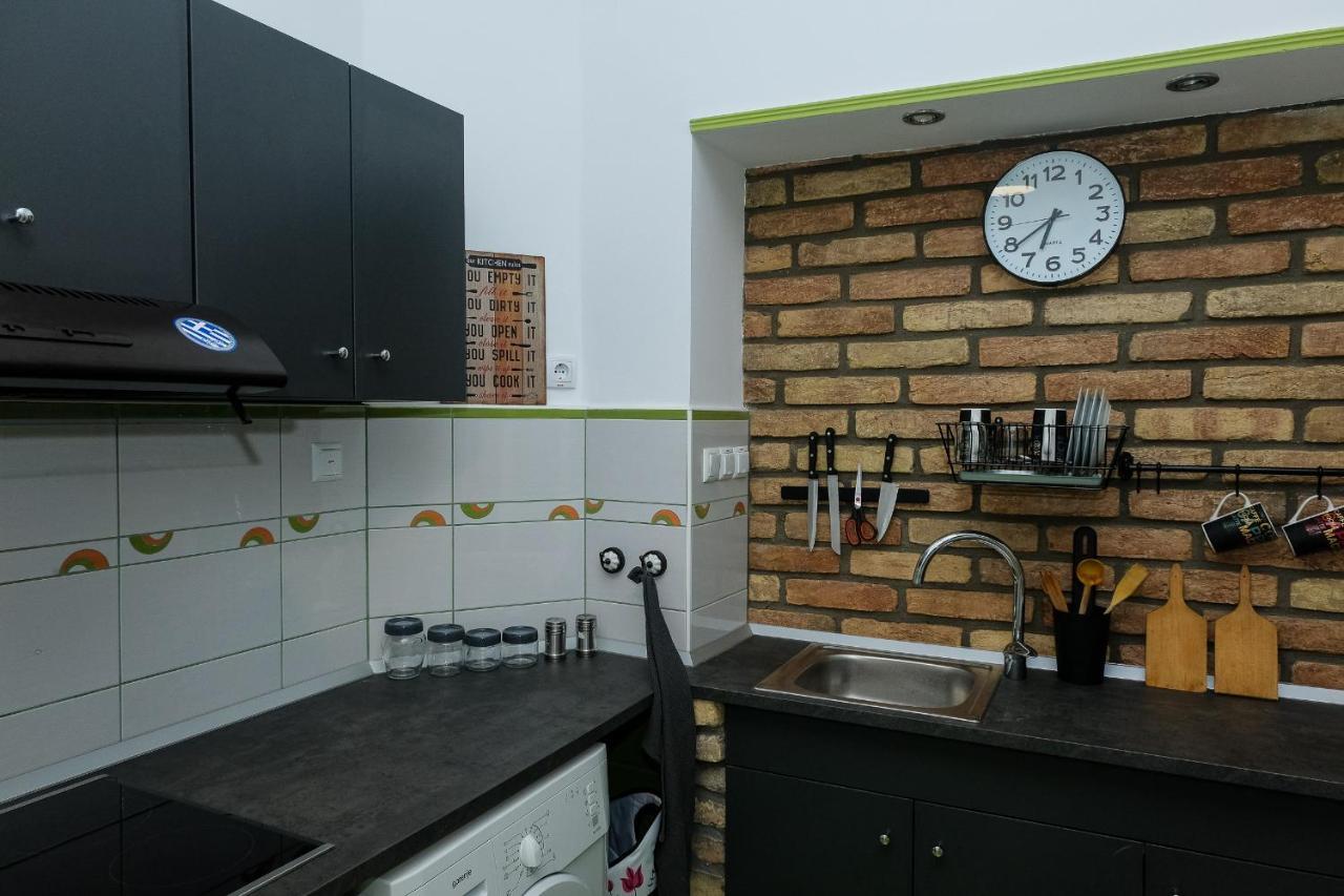 Szorcsik Haz 1913 Apartment Senta Екстериор снимка